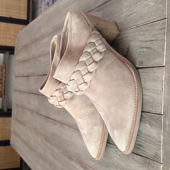 Dolce Vita Beige Braided Pointed Toe Leather Mules Size Woman's 8 - Picture 8 of 15